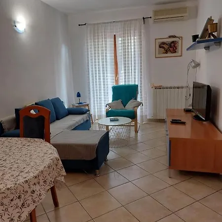 Graciela Appartement *