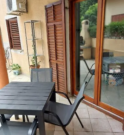 Graciela Apartment Pula
